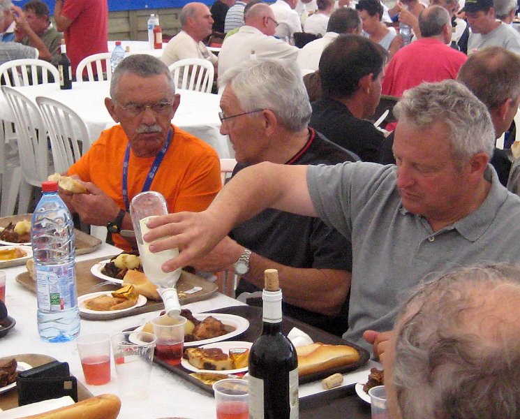 2010-08-20 10 Plouay Repas.JPG